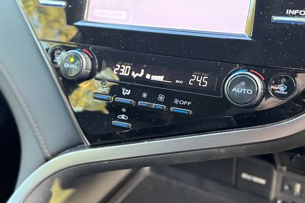 2018 Toyota Camry Ascent AXVH71R