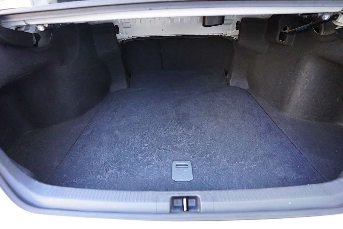 2020 Toyota Camry Ascent ASV70R