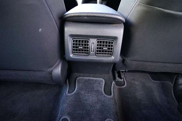 2020 Toyota Camry Ascent ASV70R