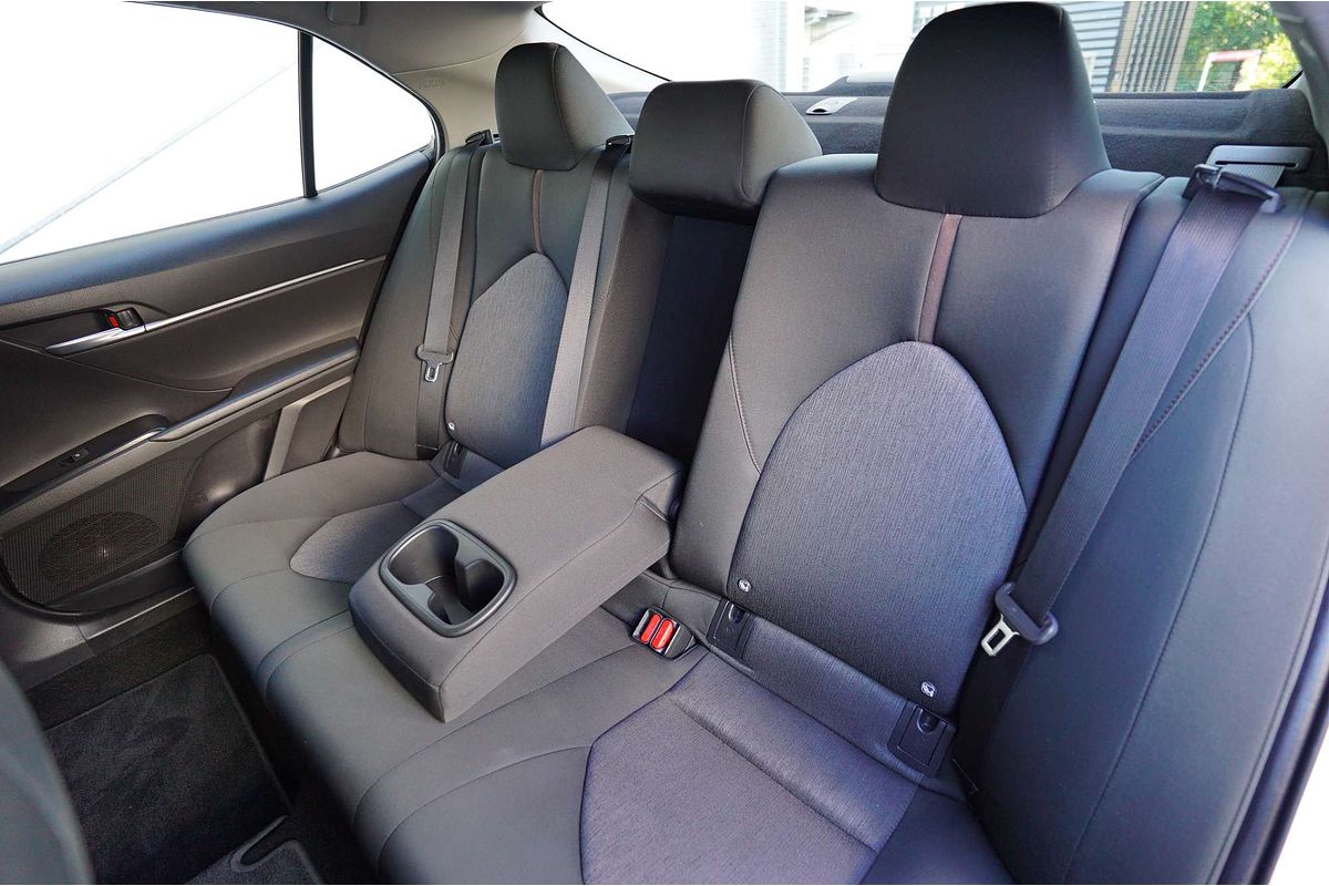 2020 Toyota Camry Ascent ASV70R