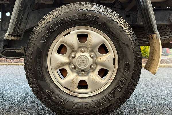 2012 Toyota Hilux Workmate KUN26R 4X4
