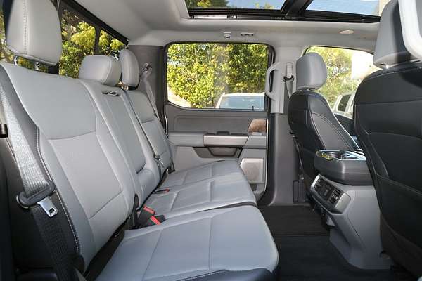 2023 Ford F-150 Lariat 4X4 SWB