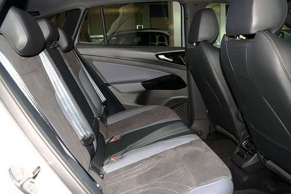 2025 Volkswagen ID.4 Pro E2