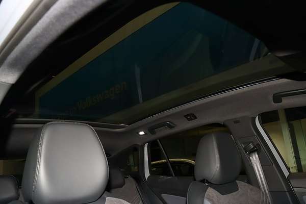 2025 Volkswagen ID.4 Pro E2