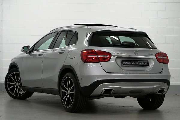 2015 Mercedes-Benz GLA-Class GLA250 X156