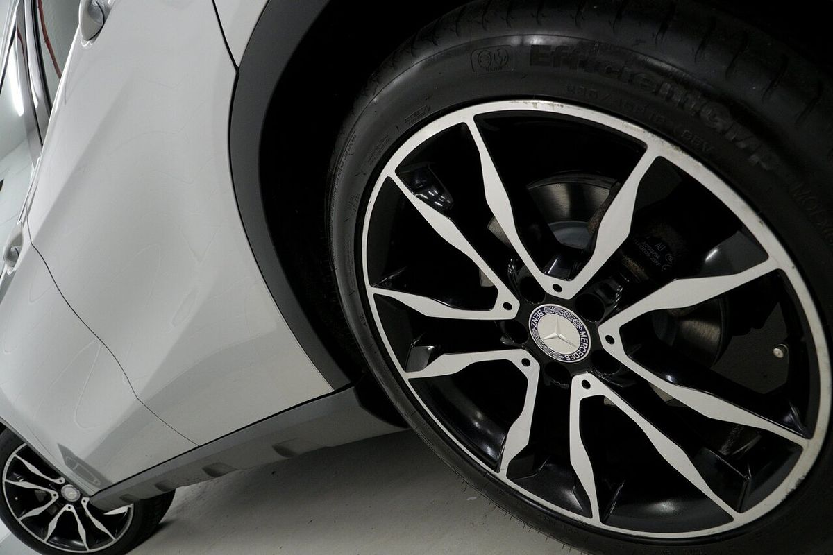 2015 Mercedes-Benz GLA-Class GLA250 X156