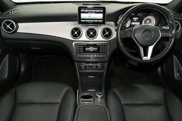 2015 Mercedes-Benz GLA-Class GLA250 X156