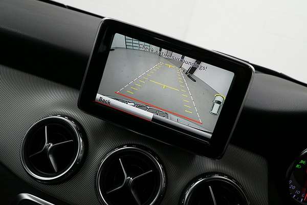 2015 Mercedes-Benz GLA-Class GLA250 X156