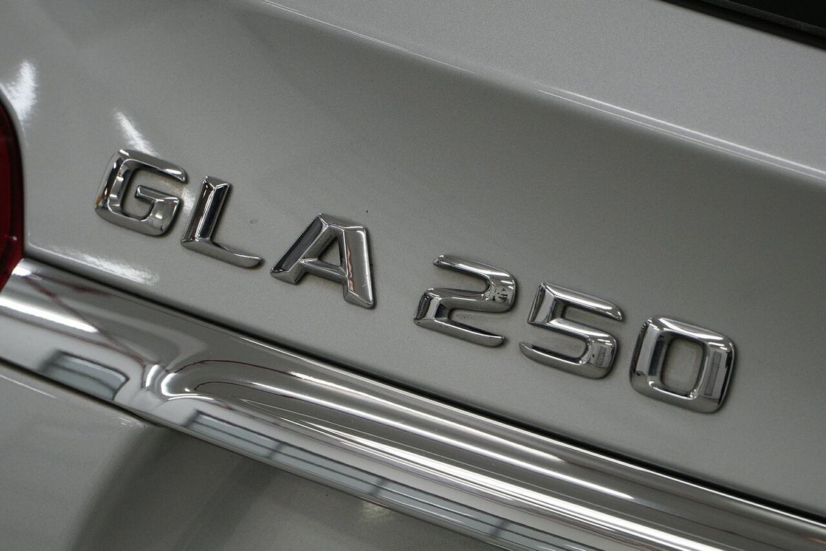 2015 Mercedes-Benz GLA-Class GLA250 X156