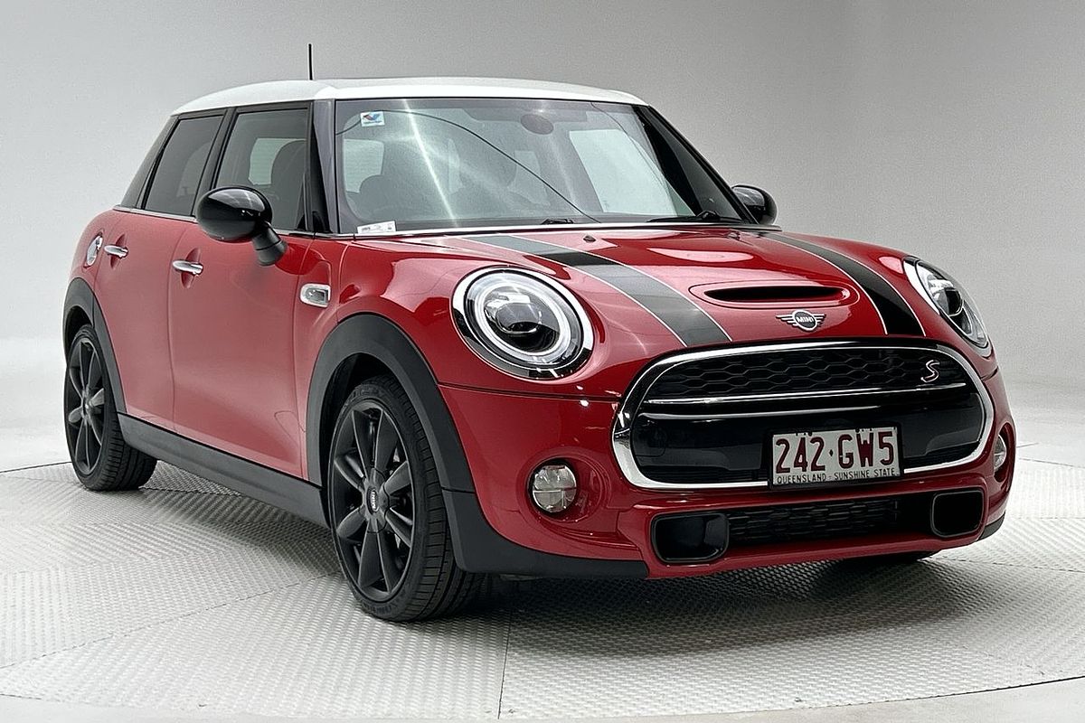 2018 MINI Hatch Cooper S F55