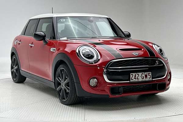 2018 MINI Hatch Cooper S F55