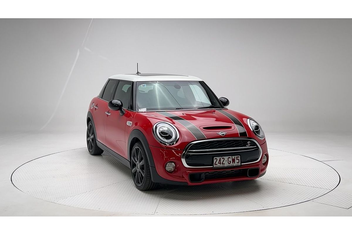 2018 MINI Hatch Cooper S F55