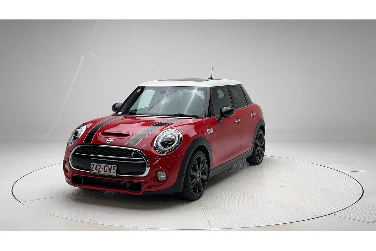 2018 MINI Hatch Cooper S F55