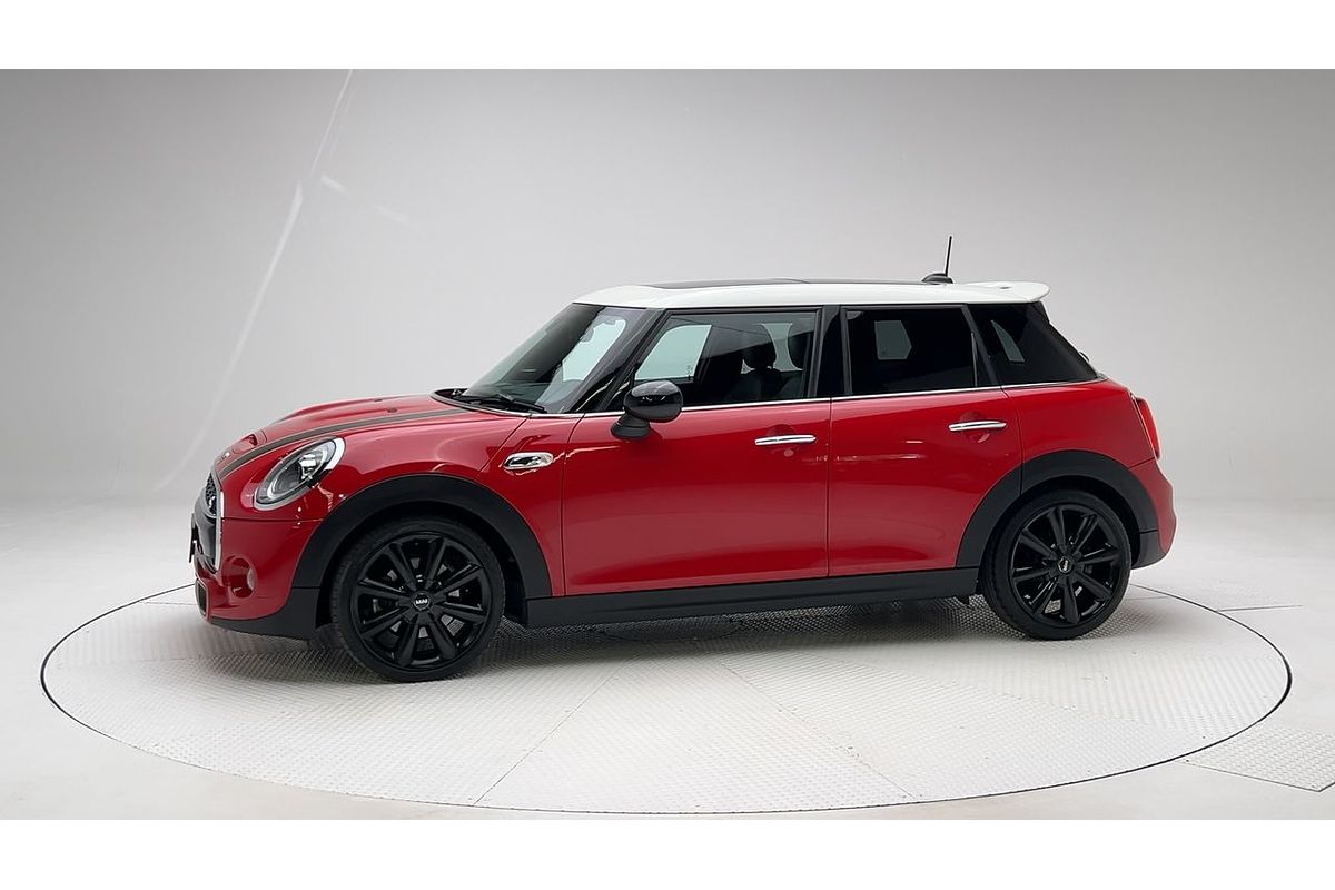 2018 MINI Hatch Cooper S F55