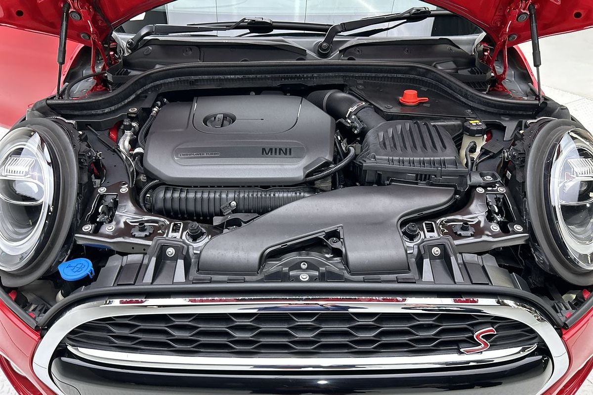 2018 MINI Hatch Cooper S F55