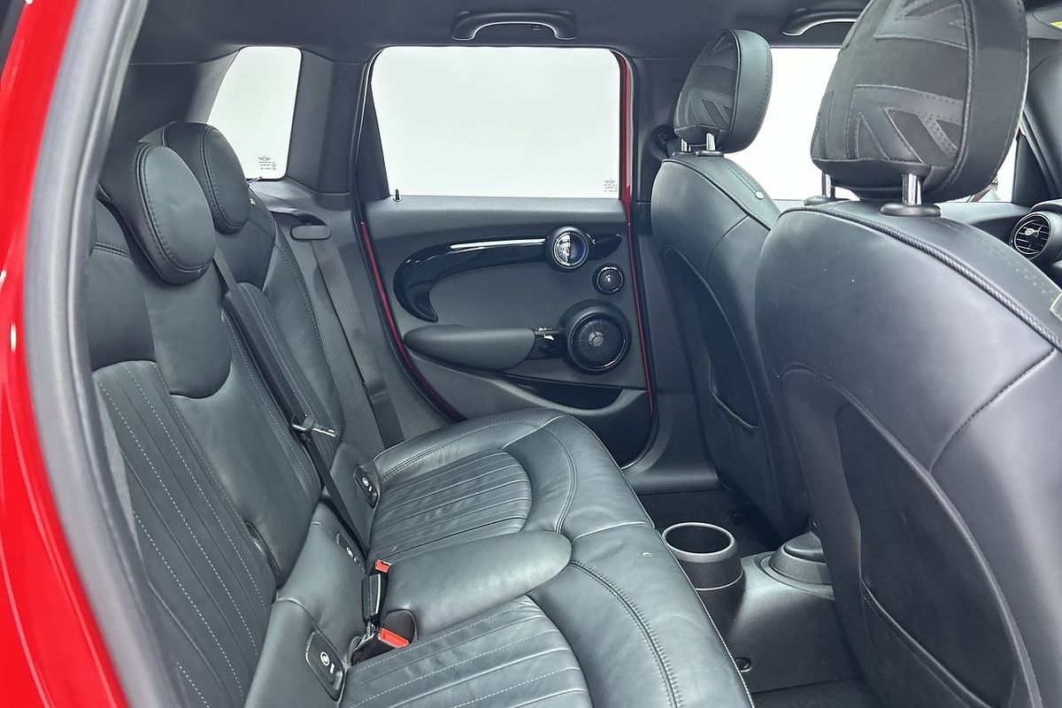 2018 MINI Hatch Cooper S F55