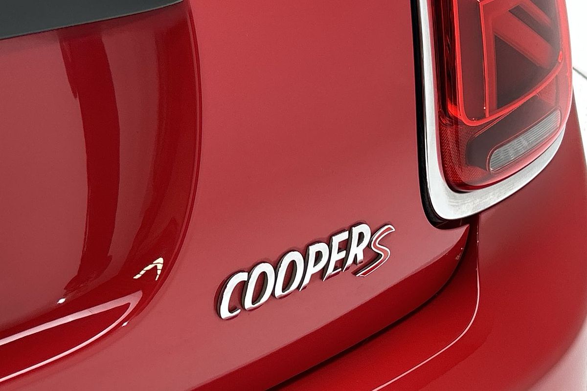 2018 MINI Hatch Cooper S F55