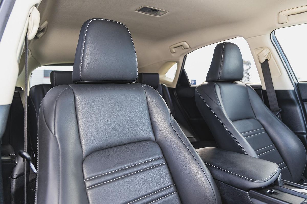 2017 Lexus NX NX200t Luxury AGZ10R