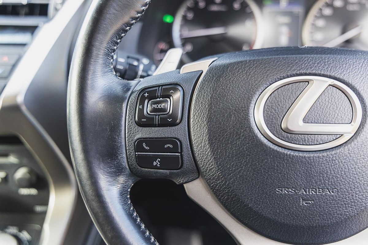 2017 Lexus NX NX200t Luxury AGZ10R