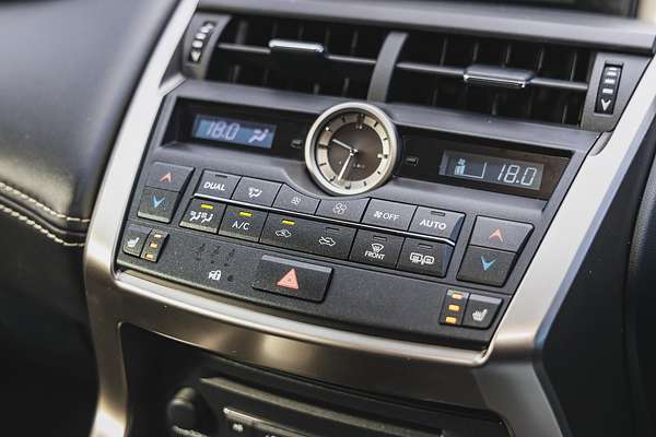 2017 Lexus NX NX200t Luxury AGZ10R