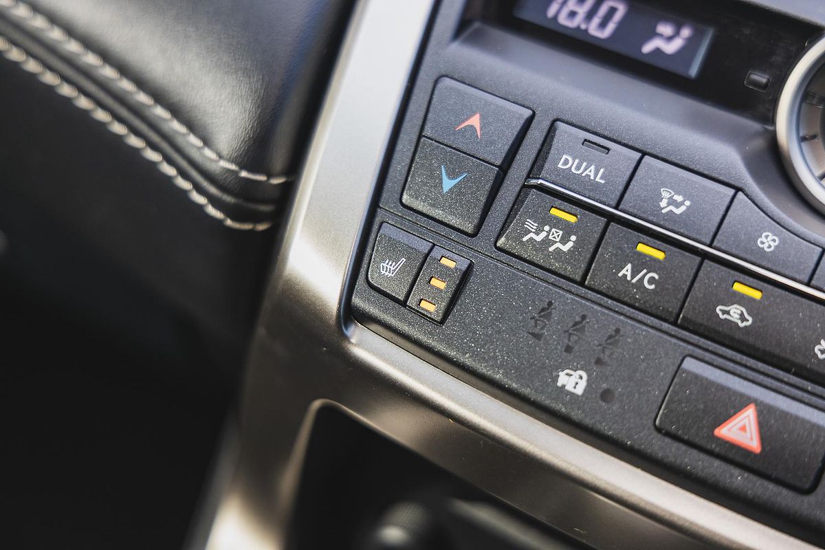 2017 Lexus NX NX200t Luxury AGZ10R