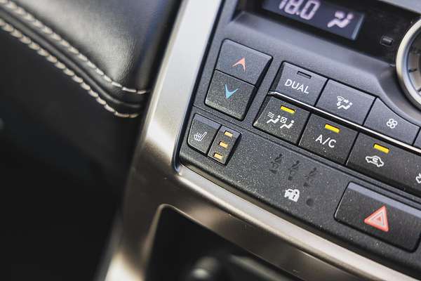 2017 Lexus NX NX200t Luxury AGZ10R