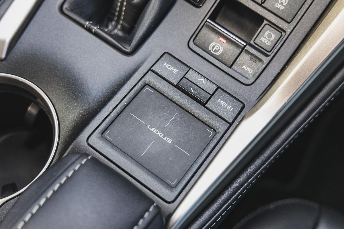 2017 Lexus NX NX200t Luxury AGZ10R