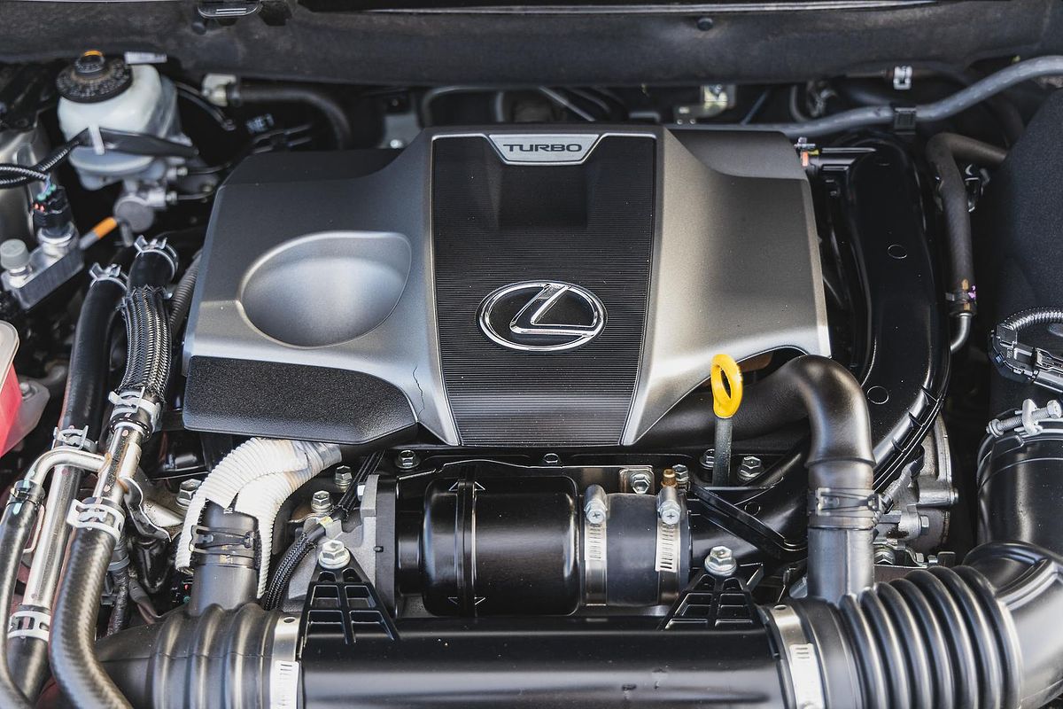 2017 Lexus NX NX200t Luxury AGZ10R