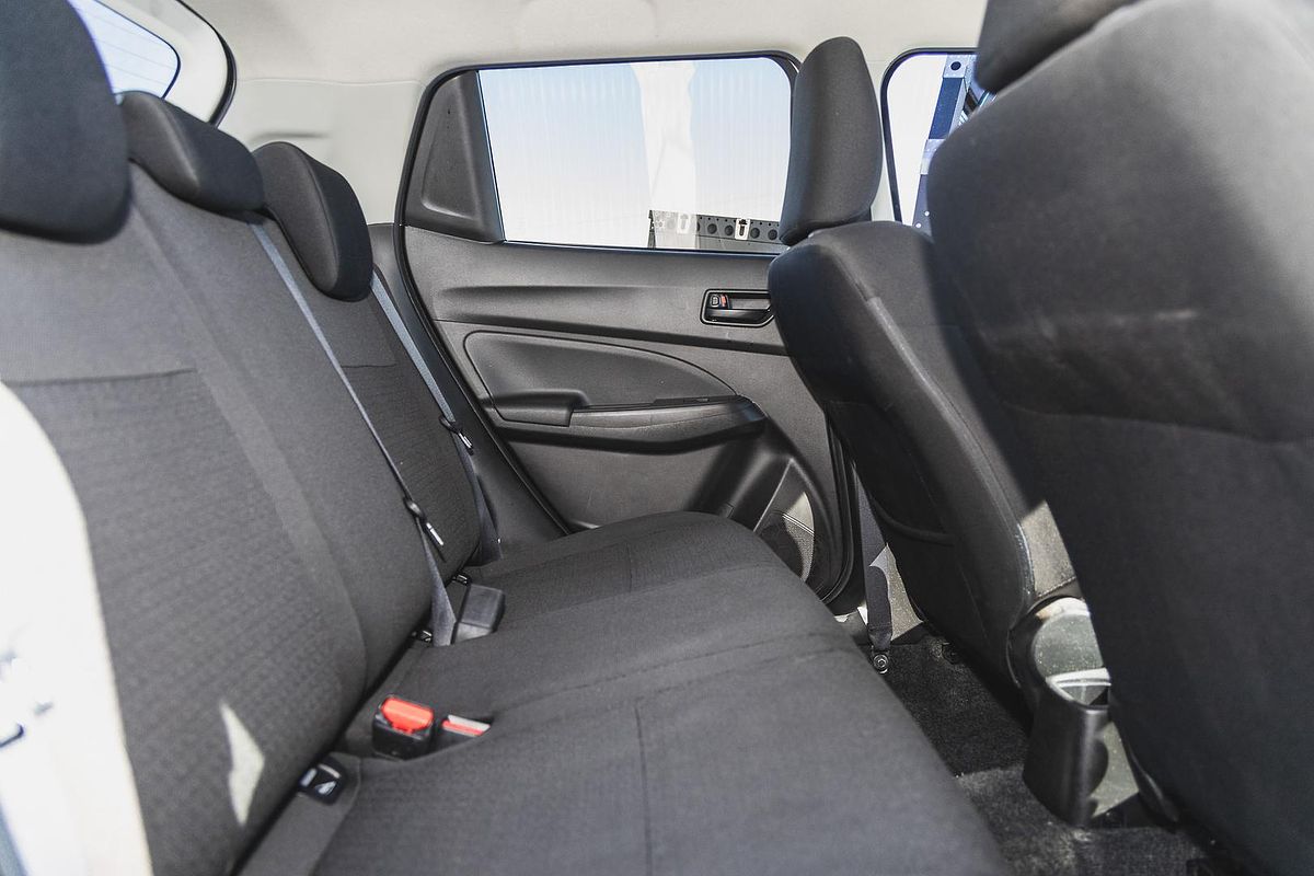 2019 Suzuki Swift GL Navigator AZ