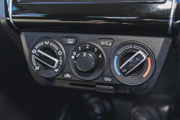 2019 Suzuki Swift GL Navigator AZ