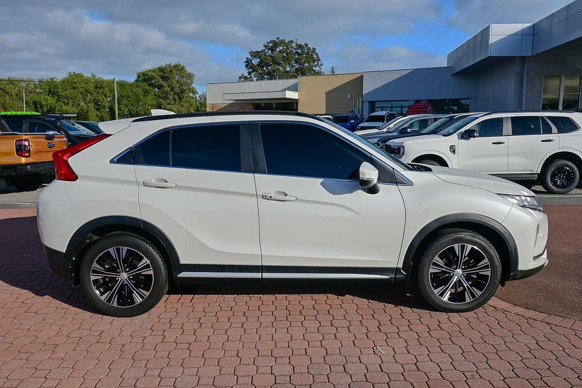 2017 Mitsubishi Eclipse Cross Exceed YA