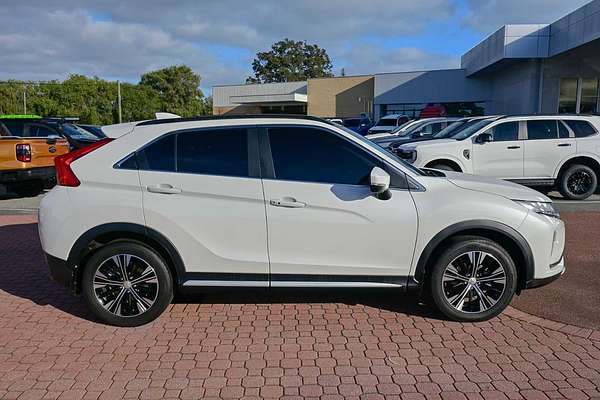 2017 Mitsubishi Eclipse Cross Exceed YA