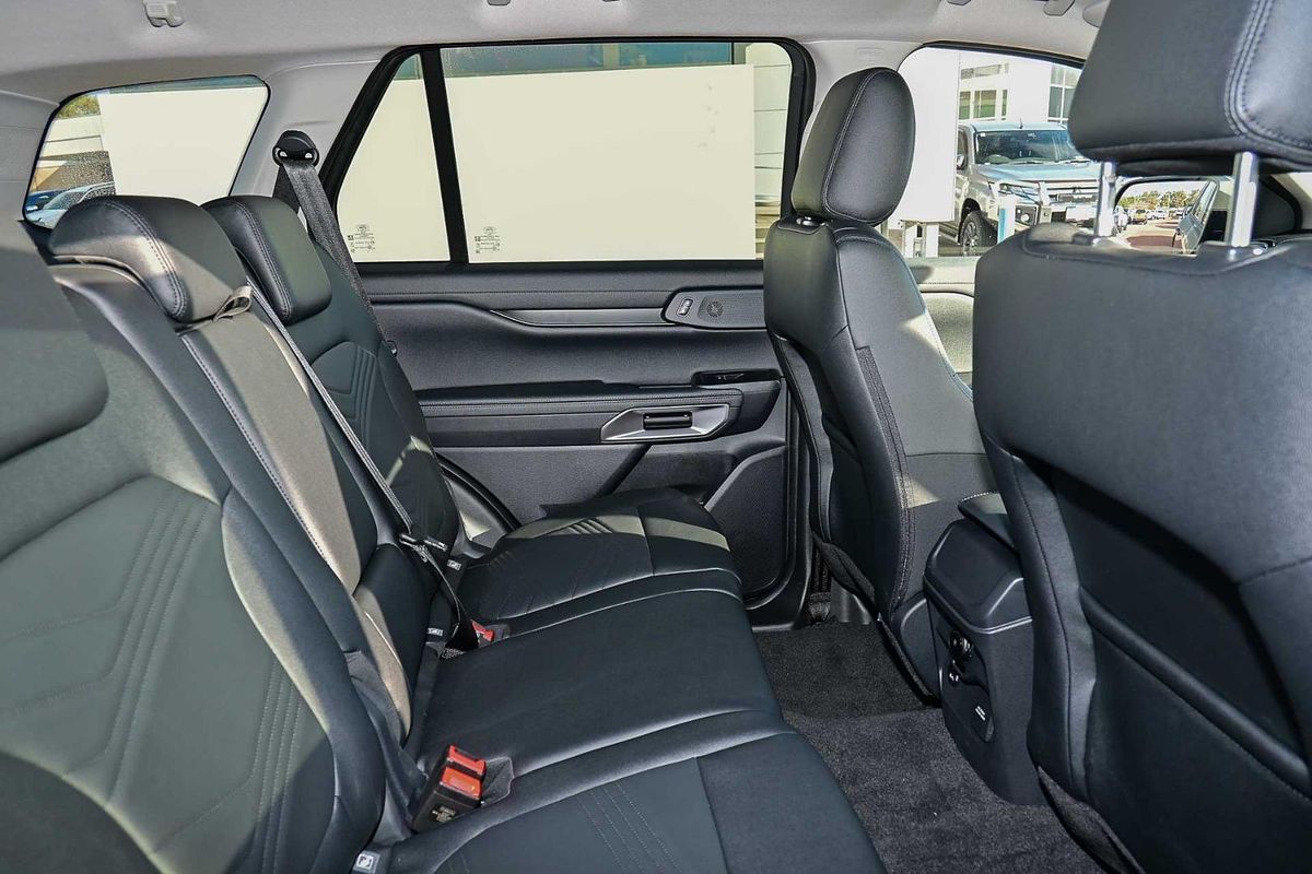 2025 Ford Everest Trend 2.0L