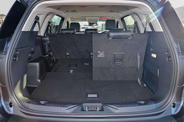 2025 Ford Everest Trend 2.0L