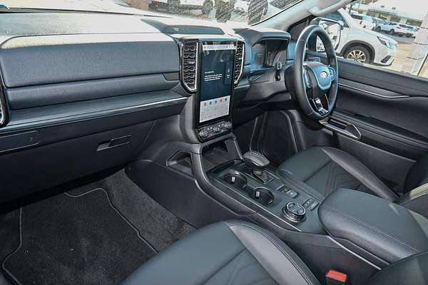 2025 Ford Everest Trend 2.0L
