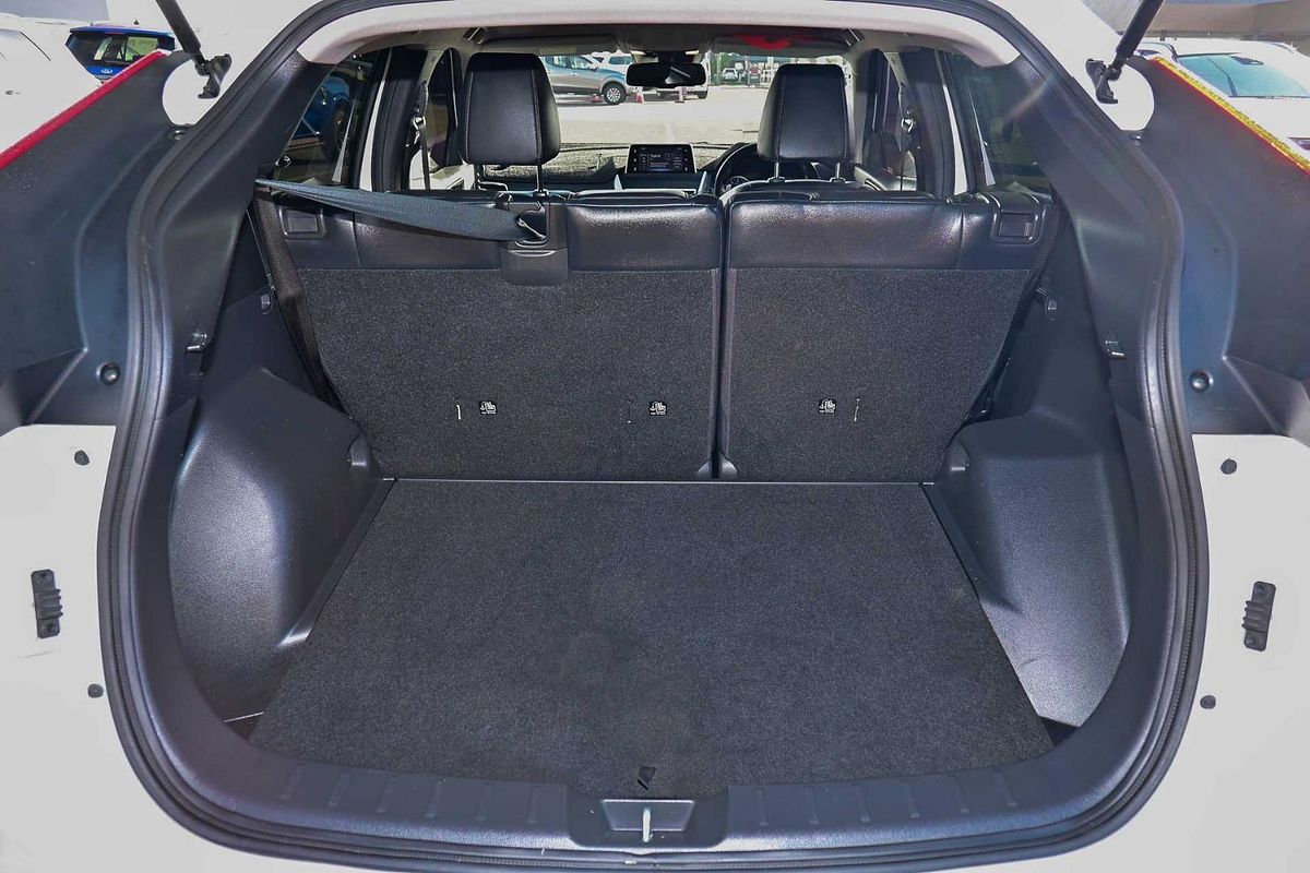 2017 Mitsubishi Eclipse Cross Exceed YA