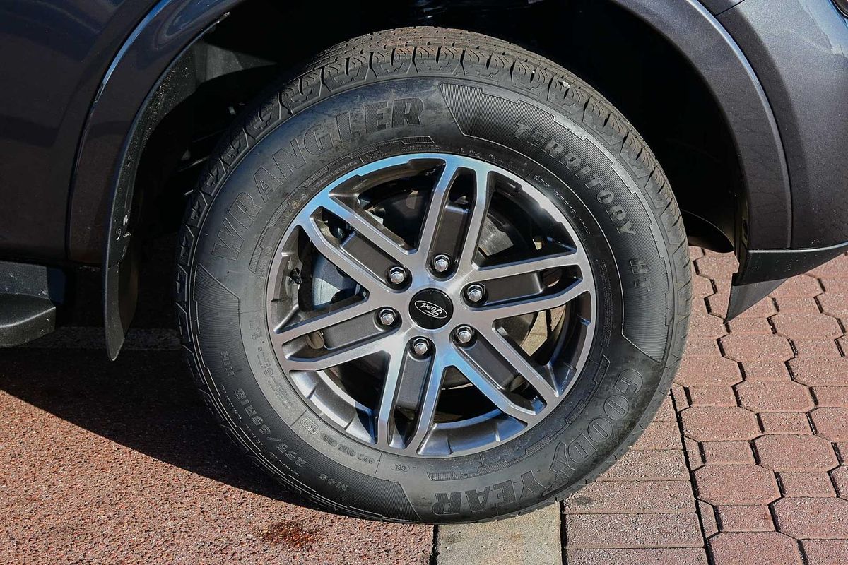 2025 Ford Everest Trend 2.0L