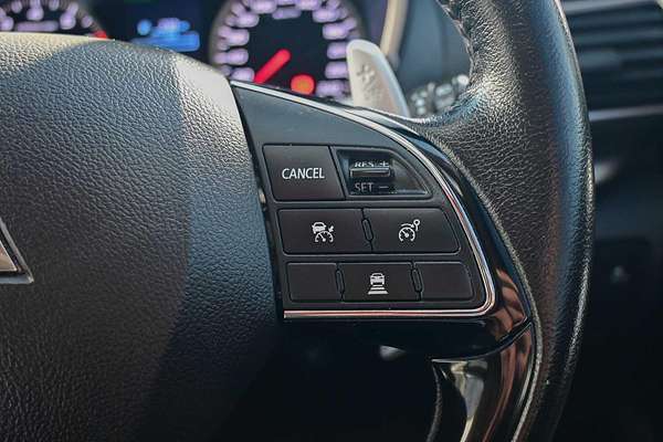2017 Mitsubishi Eclipse Cross Exceed YA