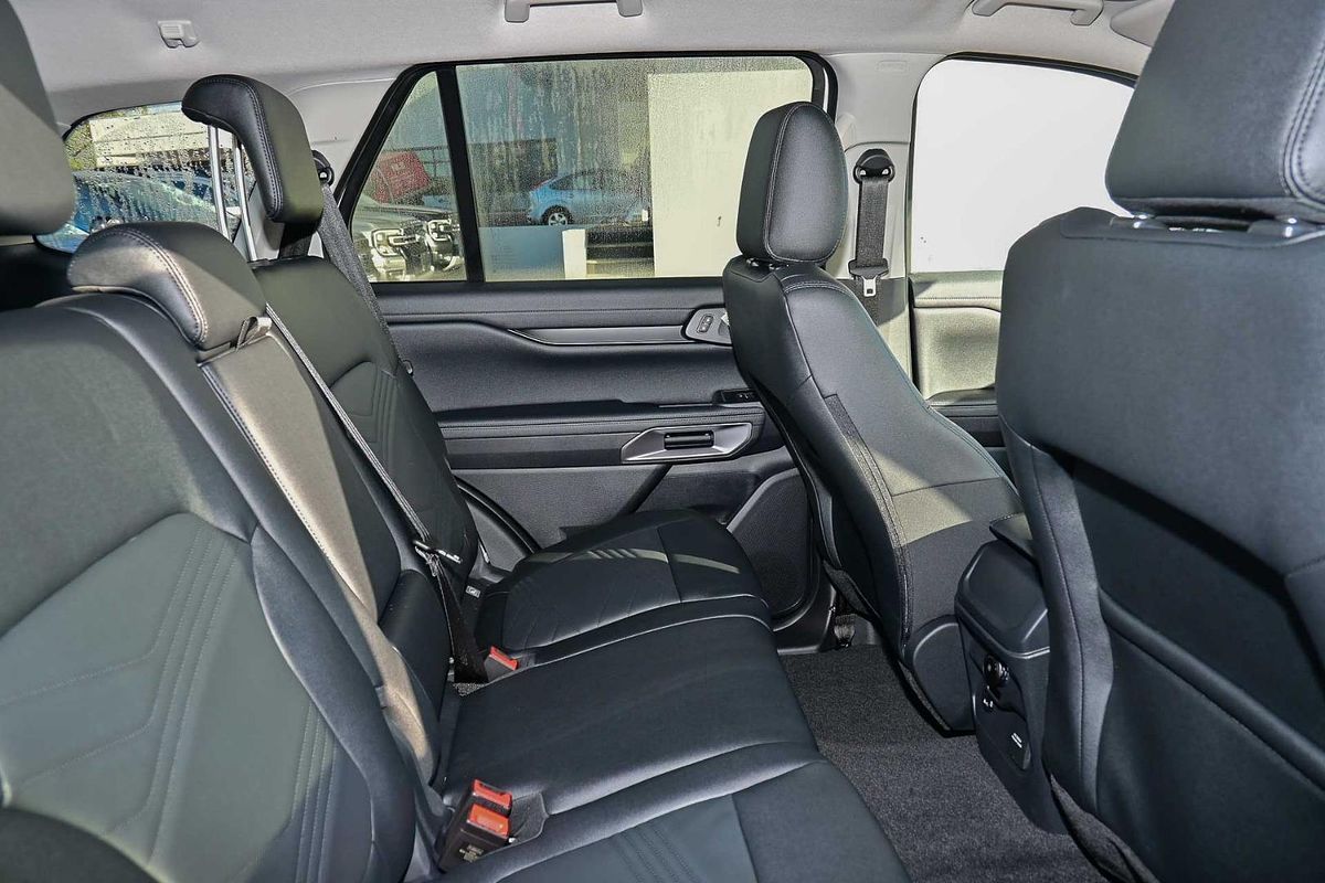 2025 Ford Everest Trend 2.0L