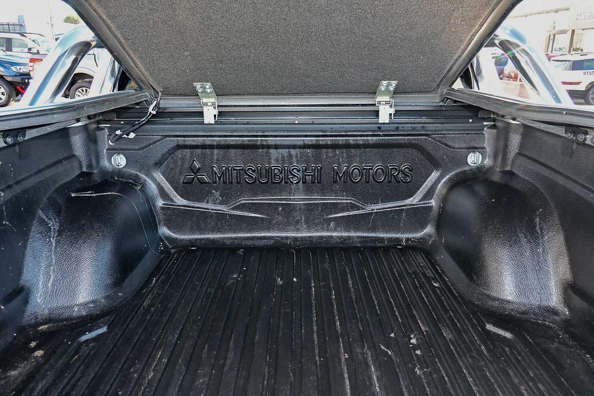 2019 Mitsubishi Triton GLS Premium MR 4X4