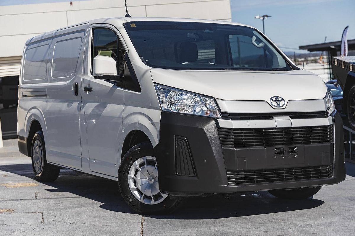 2020 Toyota Hiace GDH300R LWB