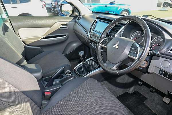 2016 Mitsubishi Triton GLS MQ 4X4
