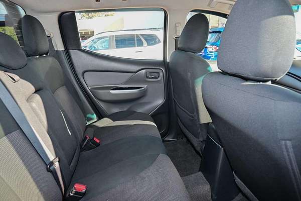 2016 Mitsubishi Triton GLS MQ 4X4