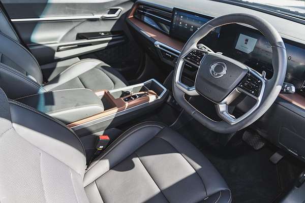 2024 KGM SsangYong Torres Ultimate J116