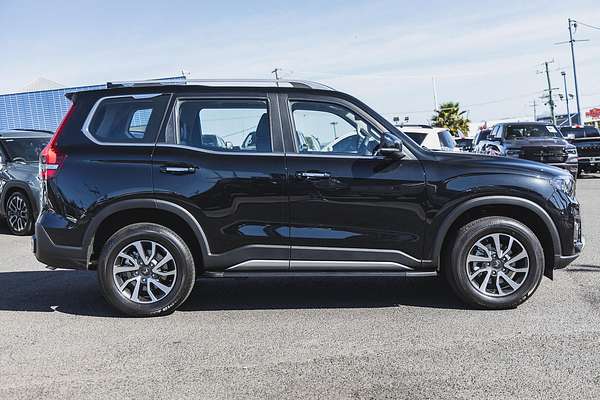2024 Mahindra Scorpio Z8L