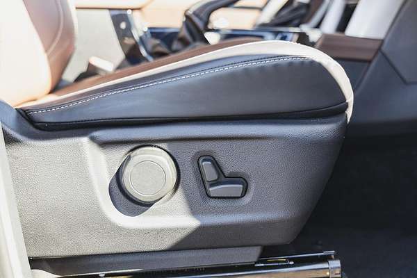 2024 Mahindra Scorpio Z8L