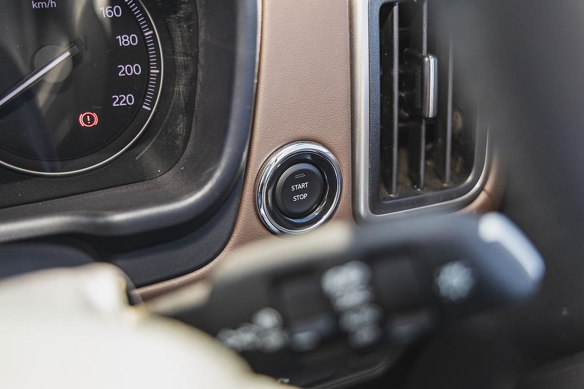 2024 Mahindra Scorpio Z8L