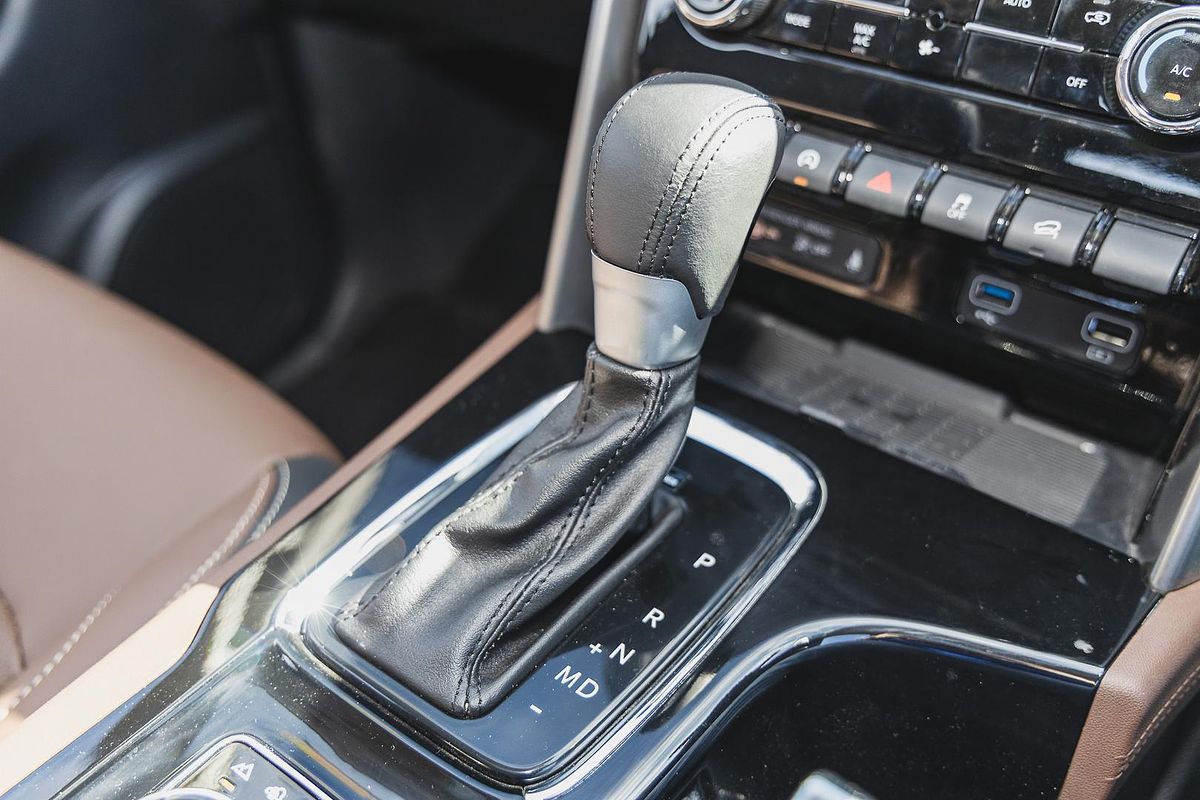 2024 Mahindra Scorpio Z8L