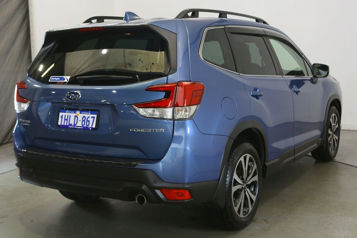 2021 Subaru Forester 2.5i Premium S5