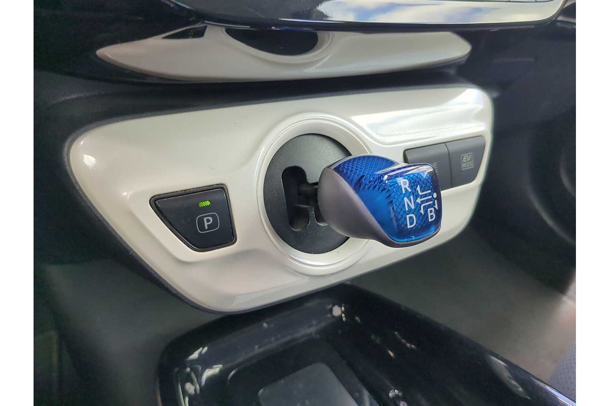 2017 Toyota Prius Three